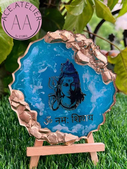A powerful 'Om Namah Shivaya' mantra frame. The blue marble effect background and gold geode edge create a celestial feel, perfect for any devotee of Mahadev.