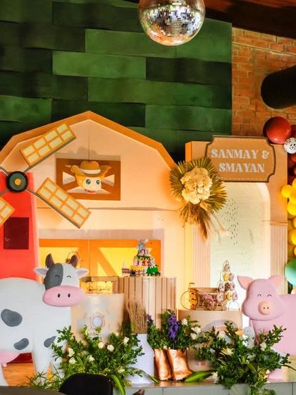 Venu Events - Full-Service Themed Birthday Party Planning Charming Barnyard Bashes photo 4
