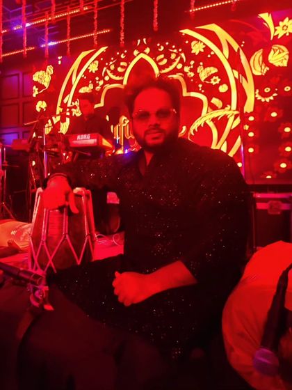 Behind the Scenes & Artist Collaborations photo 13