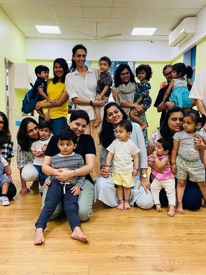 We wrapped up a fabulous Winter Term with this wonderful group of families. Now we are ready to welcome the Spring term with new songs and new adventures.