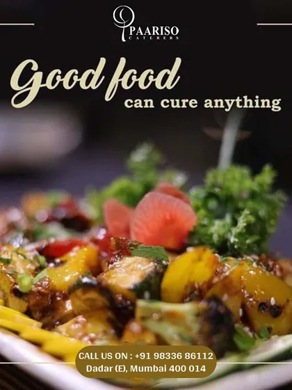 This colorful and healthy starter features grilled vegetables like bell peppers and zucchini, beautifully plated and garnished to look as good as it tastes.
