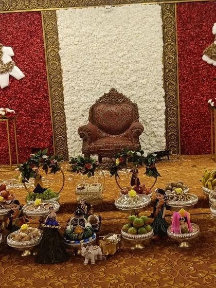 Siri - Custom Gift Hampers & Return Gifts Grand Event Displays photo 25