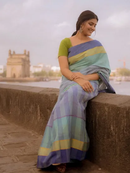 A solo portrait session at the Gateway of India. My approach is to keep things simple and authentic, using natural light to highlight the person, not just the location. The editing is minimal, focused on clean color grading to ensure you look like yourself.