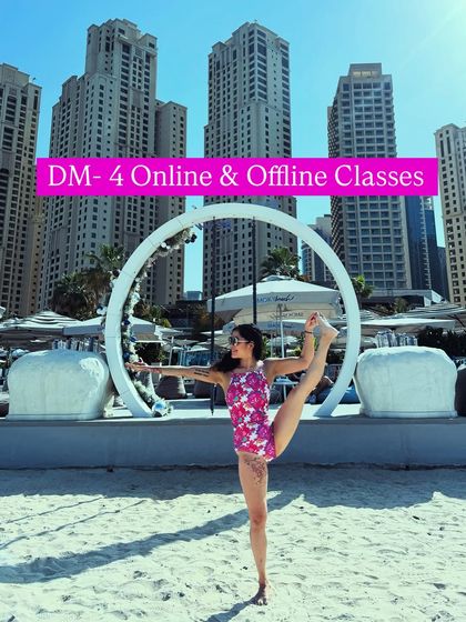 Flowing with the rhythm of the waves and the energy of the sun. Dubai’s serene beaches are the perfect backdrop for grounding, mindfulness, and finding your balance in poses like Utthita Hasta Padangusthasana.