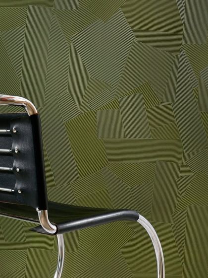 Sculptural Walls: 3D Textures & Metallic Finishes photo 27