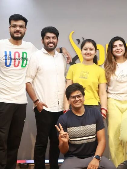 More happy faces from the workshop. It's a joy to see so many people come together to dance.