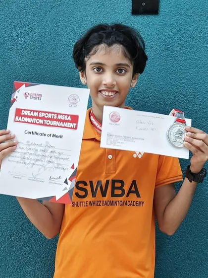 Khanak Jhalani proudly displays her silver medal from the MSSA Inter-School Badminton Championship. A fantastic result of her endurance and persistence.