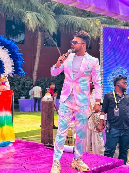 The Showman's Wardrobe photo 28