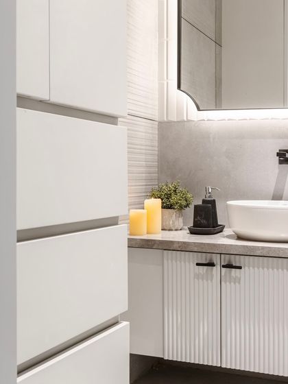 Aakriti Saraf Design - Interior Styling & Decor Bathrooms & Powder Rooms photo 6