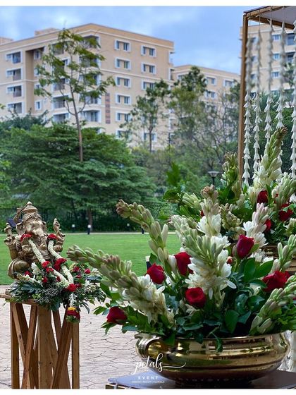 Petals - Wedding Decoration & Styling Exquisite Floral Details photo 32