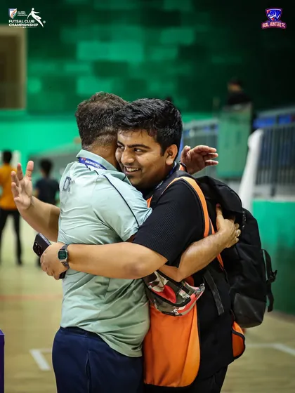 A hug between a coach and a member of our management team. A win for the whole family.