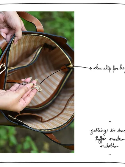 Never lose your keys again. Like many of our bags, the Medium Mahitha includes a long leather strap with a claw clip for your keys.