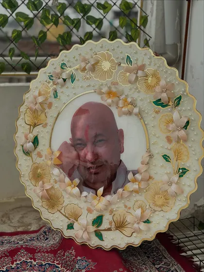 Jai Guru Ji. This was my biggest Guruji frame, and it was a true blessing to create. Each 3D flower is handcrafted and placed with devotion to create a piece that brings peace and positive energy to your space.