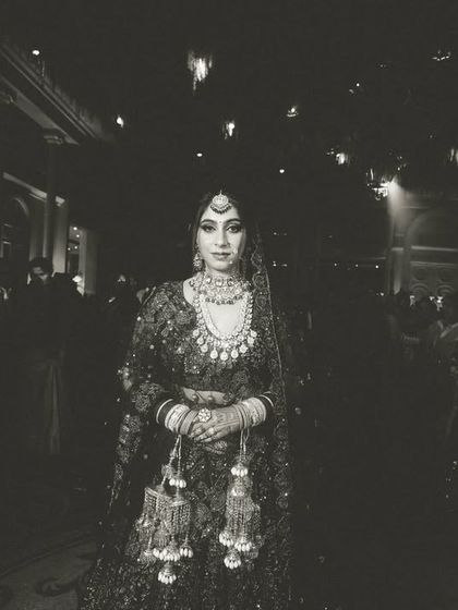 Iconic Bridal Portraits photo 27