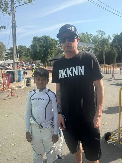 A once in a lifetime moment for one of our young drivers, getting some words of motivation from Formula 1 world champion Kimi Räikkönen at an international race.