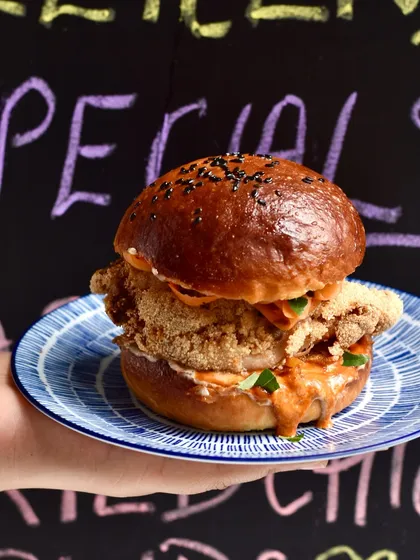 Our savoury bakes are all about bold, comforting flavours. This Rasam Fried Chicken Sandwich is a perfect example, with crispy rawa fried chicken, tangy rasam mayo, and a spicy tomato tamarind chutney, all on our house-made brioche bun.