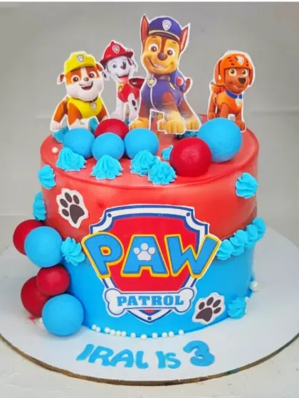 No job is too big, no pup is too small for this Paw Patrol cake. This chocolate hazelnut cake is decorated in the team's signature red and blue, ready to go on a ruff-ruff rescue.