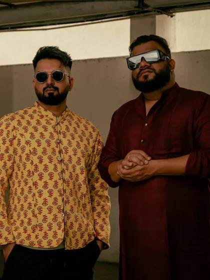 This is the Shor Bazaar look. We’re all about the kurta fits and desi vibe. This shot was taken right before we brought the noise for our city debut in Kochi.