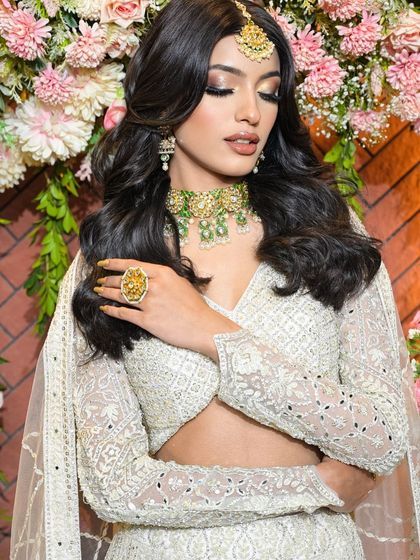 Signature Bridal Looks photo 48