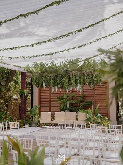 Elegant White & Green Weddings photo 15