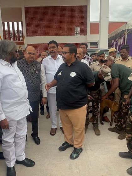 Dog Guru - Professional Dog Trainer Certification Official K9 Squad Consultation photo 4