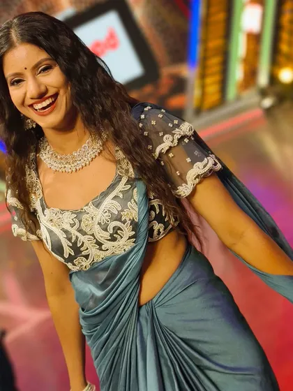 A candid, happy moment on the set of 'Jodi No. 1'. Loving what you do means your work is filled with joy.
