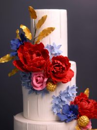 Custom & Designer Cakes