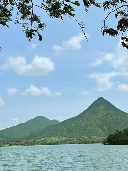 A beautiful lake and mountain landscape, perfect for a peaceful getaway.