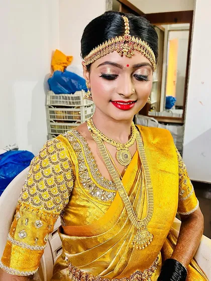 A real bride I dolled up for her Muhurtham look. This is a no-filter, no-edit photo showing the true quality of the makeup.