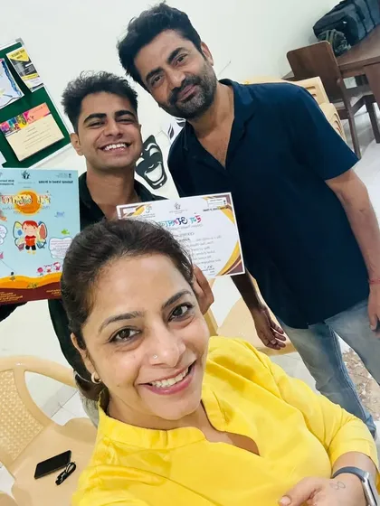 A celebratory selfie with a student after a successful workshop. We build strong, mentor-like bonds with our 'bachchon'.