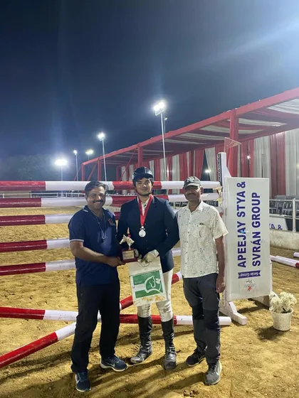 One of our riders receiving the "Best Young Rider" trophy at the prestigious Delhi Horse Show. This is a huge achievement and a proud moment for the academy.