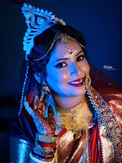 The Radiant Bride: Solo Portraits photo 34