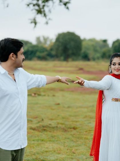 Studio WE Weddings - Pre-Wedding & Engagement Services Pre-Wedding Shoots: Nature & Scenic Escapes photo 31