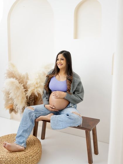 Solo Radiance: Portraits of the Mother-to-Be photo 116