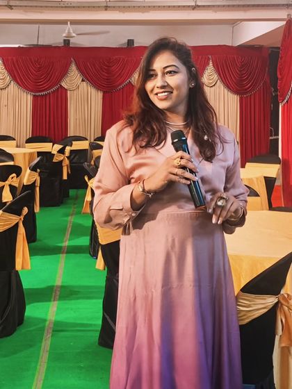 Even in an intimate gathering of just 50 people for a Bandola, I bring my full energy. It's not about the size of the crowd, but the size of the celebration in our hearts.