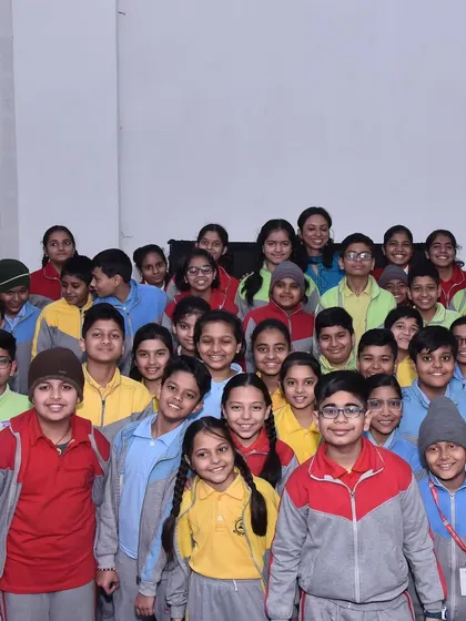 More moments from my travels to schools across the country, each one a unique and joyful experience. From interactive workshops to large assembly performances, I tailor each session to the school's needs.