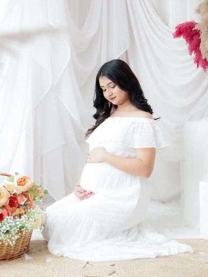 Solo Radiance: Portraits of the Mother-to-Be photo 118