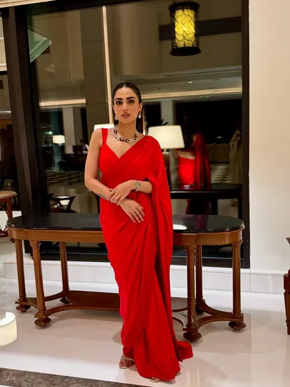 Sometimes a single picture says it all. This self-designed red saree is one of my absolute favorites. It’s bold, classic, and makes me feel powerful. The perfect inspiration for your next big event.