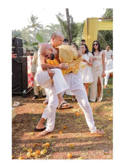 Just Click Photography - Destination Wedding Photography & Videography Vibrant Haldi & Mehndi Moments photo 8