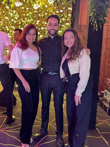 From fun sessions to event day practices, we loved every moment with this family. Here's a picture with one of our past clients who we met again.