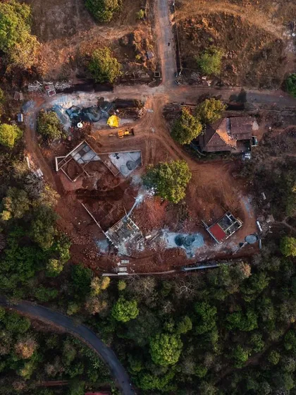 Another aerial view of the Sea Sky Villas under construction. This image highlights our commitment to respecting the natural surroundings, weaving the environment into every detail of the space.