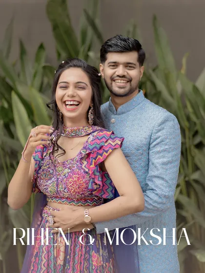 This is the kind of pure, uninhibited laughter I aim to capture. For me, the best candid couple portraits are the ones where you forget the camera is even there and just enjoy the moment with each other.