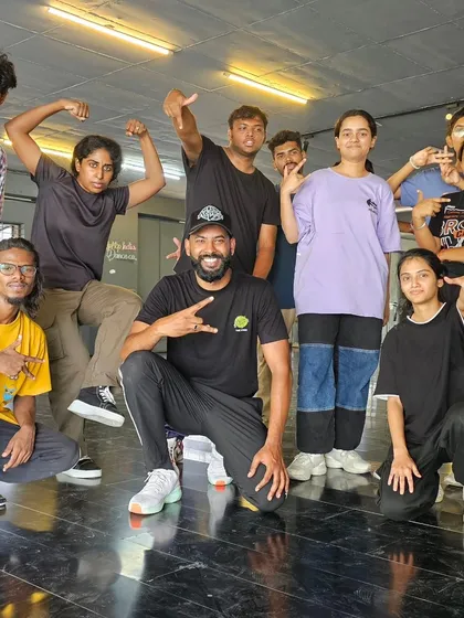 A group of our SDDP students with their mentor after a tough but rewarding training session.