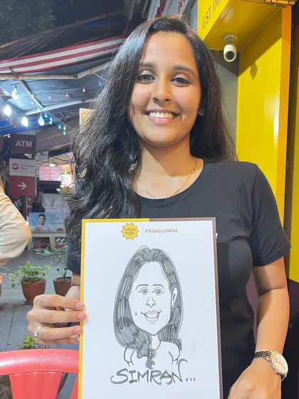 A happy customer from our event at The Belgian Waffle Co. Our pop-up art stalls are always a crowd-pleaser.