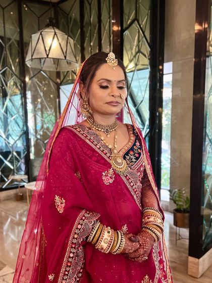 Classic Red & Pink Bridal Looks photo 30