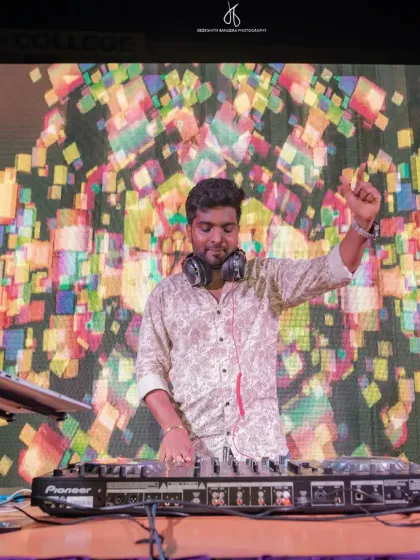 Setting the stage for an epic night. A great visual setup with a huge LED wall is key to creating an immersive experience for any college fest or pro-night.