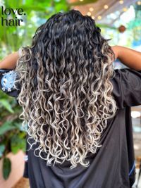 Curly Hair Specialist