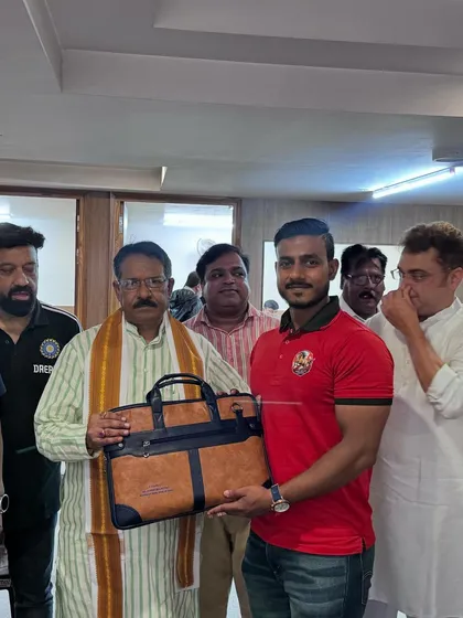 Receiving a token of appreciation from Shri. Harsh Malhotra. Grateful for the support and encouragement.