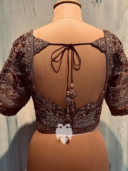 Blouse House by Mahitha Prasad - Custom Blouse Design & Embroidery For the Family: Elegant Heirlooms photo 34