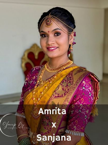 A close-up of the beautiful Sanjana for her Muhurtham. The look features a traditional kalyana bottu and flawless skin.